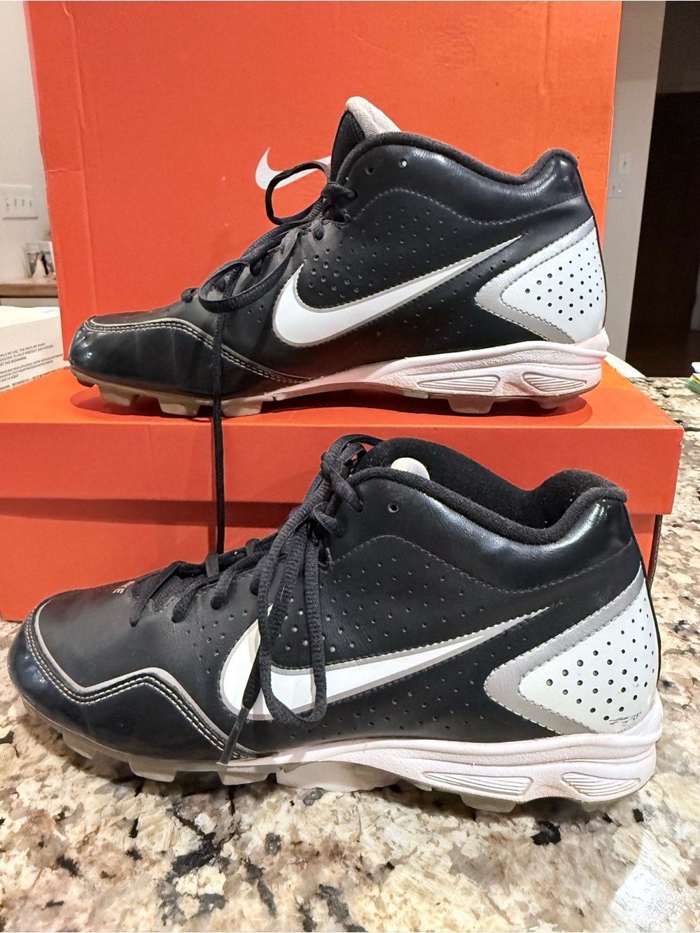 Nike Black and White Men’s Athletic Cleats size 8
